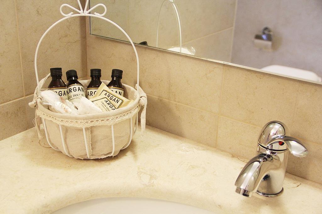 Relais Lali' Guest House Mottola Rom bilde